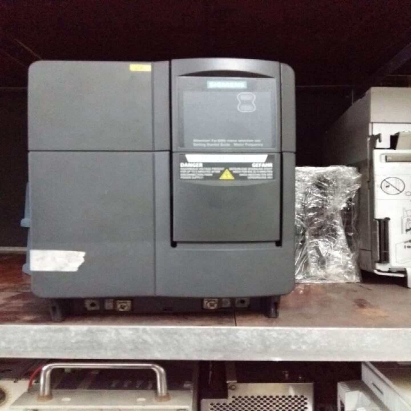 SIEMENS拆机变频器 6SE6440-2UD25-5CA1 55KW 380V