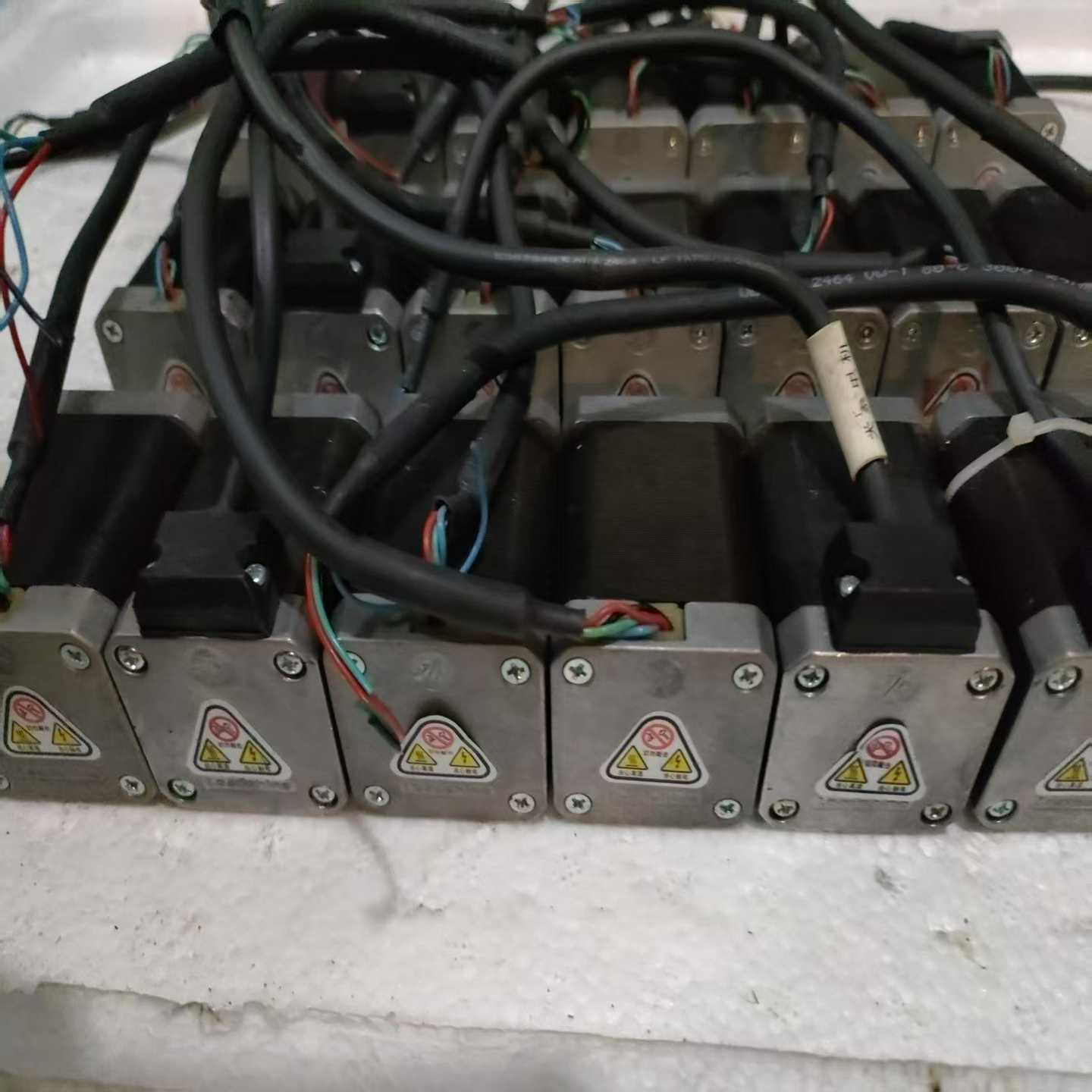 【议价】雷赛步进电机，型号42CM08，九成新，功能正常，有21个，