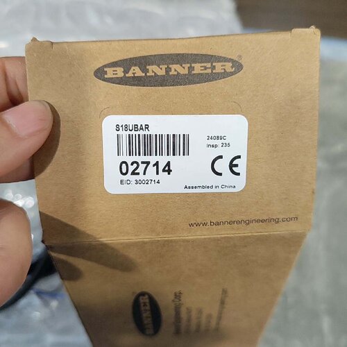 美国BANNER邦纳超声波传感器S18UBAR全新正品带，议价商品