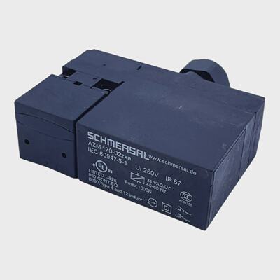Schmersal AZM17002zka Safety Interlock 24V ACDC 4060Hz Secur