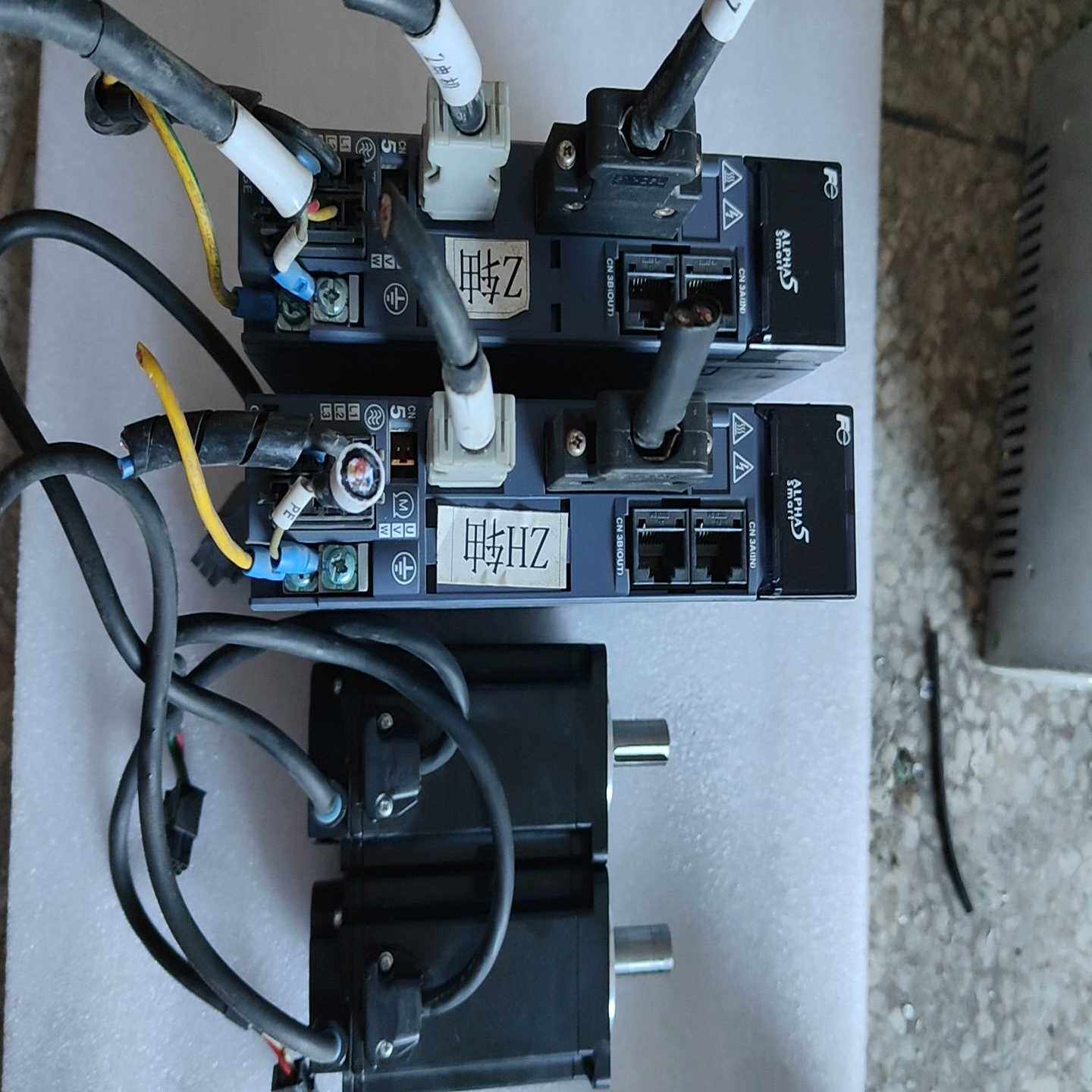 富士伺服驱动器RYH401F5-VV2询价