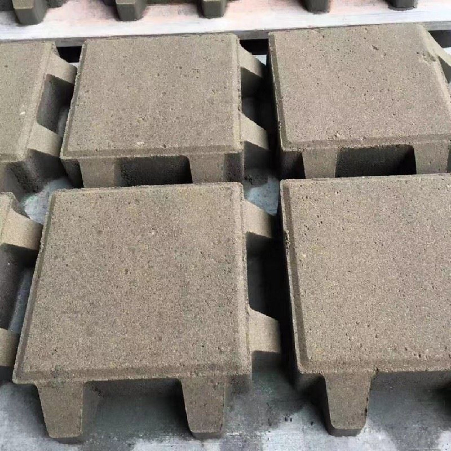 蟹脚砖绿色本色植草砖螃蟹砖四角砖护坡砖八字砖井字草坪砖,搬运/仓储/物流设备,输送机,淘宝优惠券,粉丝福利购,淘宝优惠卷