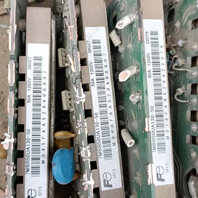 【议价】模块，7MBR50UA120-50，4块，带板子适用170
