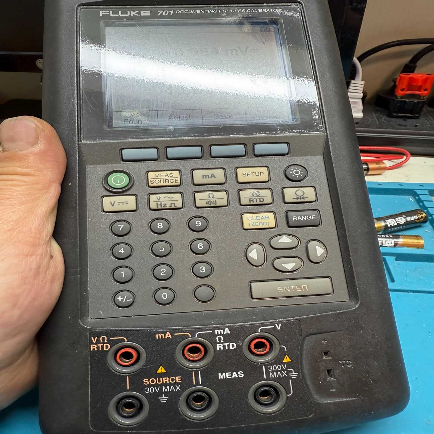 议价fl701功能正常，包好，成色还可以，刚换的高亮