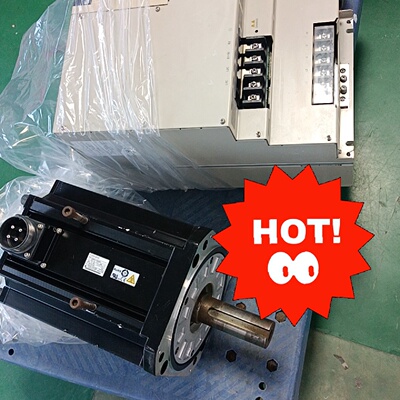 安川电机11KW外观新SGDV590A01ASGMG