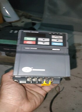 E9S-1.5KW变频器一台，成色自定义，功能，详情~询价