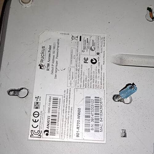 【询价】Ruckus(电子)优科R700无线ap，如图，单机适用