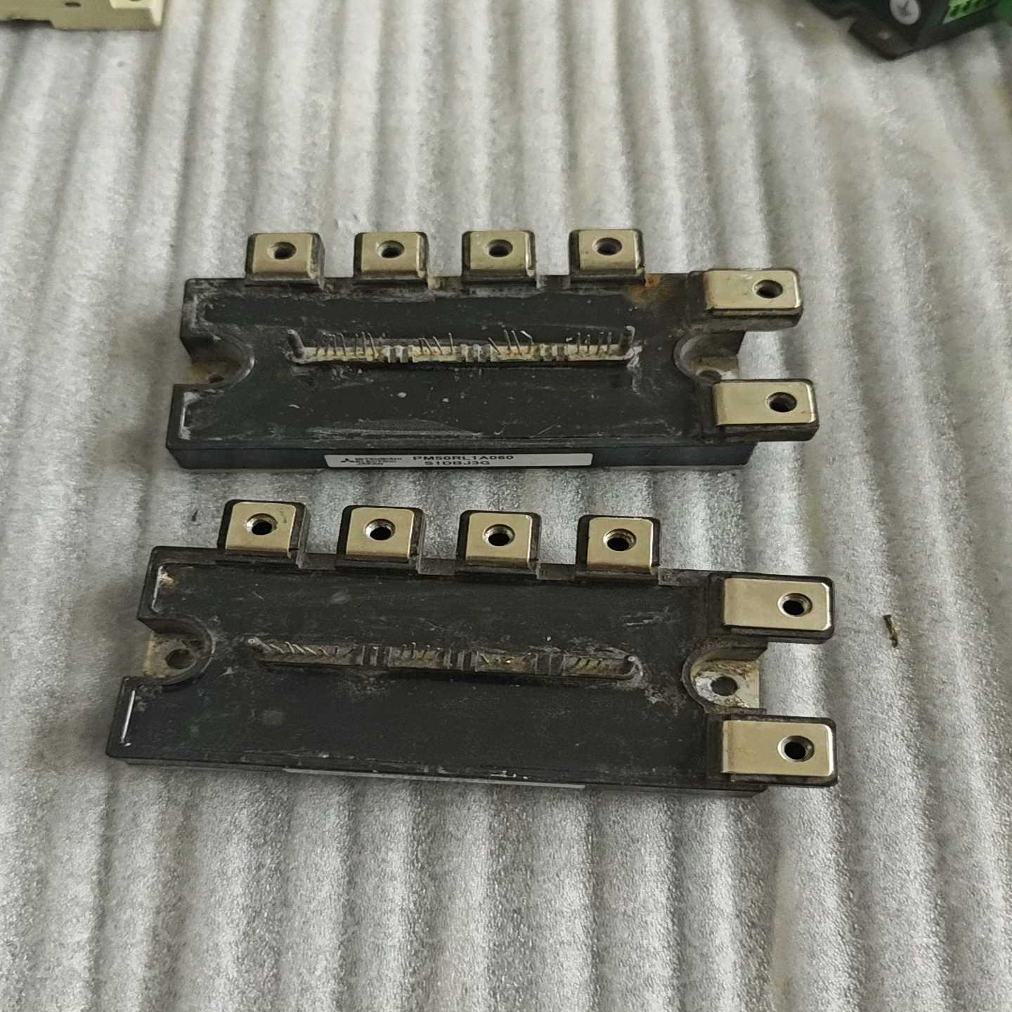 PM75RL1A120 pm50rl1a060 成色如图三菱【侨报商行】