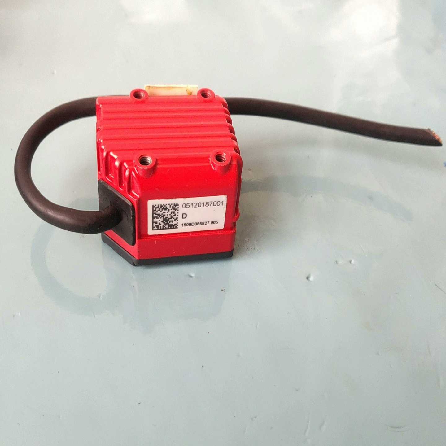 Leuze劳易侧激光扫码LSIS 122 M6M-R1-01；议价