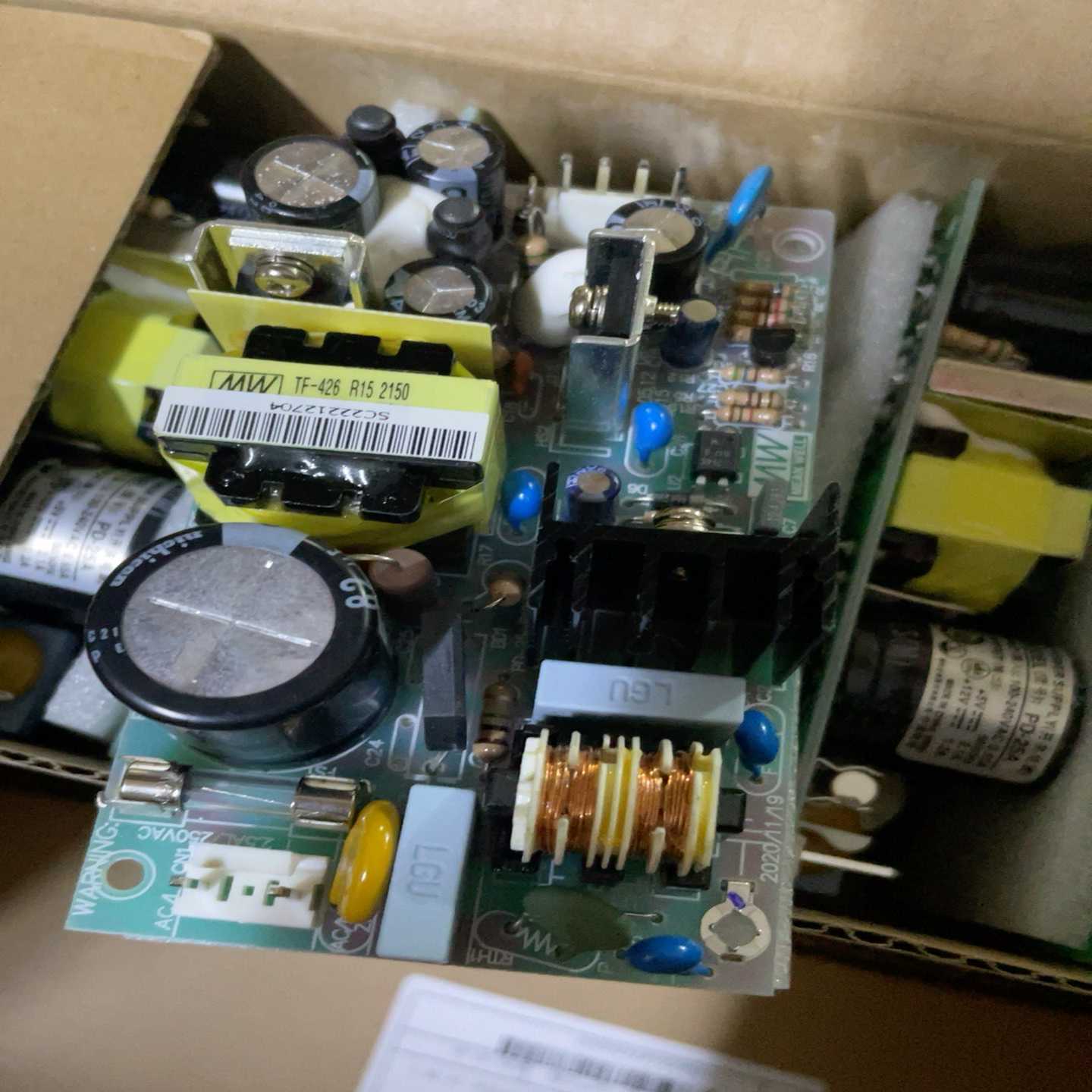 询价PD-25A明纬裸板开关电源5V2.1A和12V1.2A保