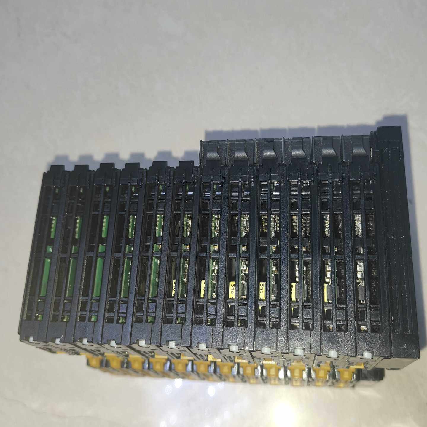 咨询-NX-TC3408PLC模块6个，功能好的，实物如图