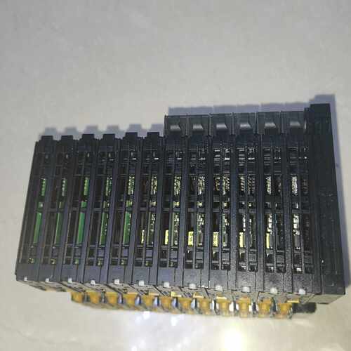 咨询-NX-TC3408PLC模块6个，功能好的，实物如图