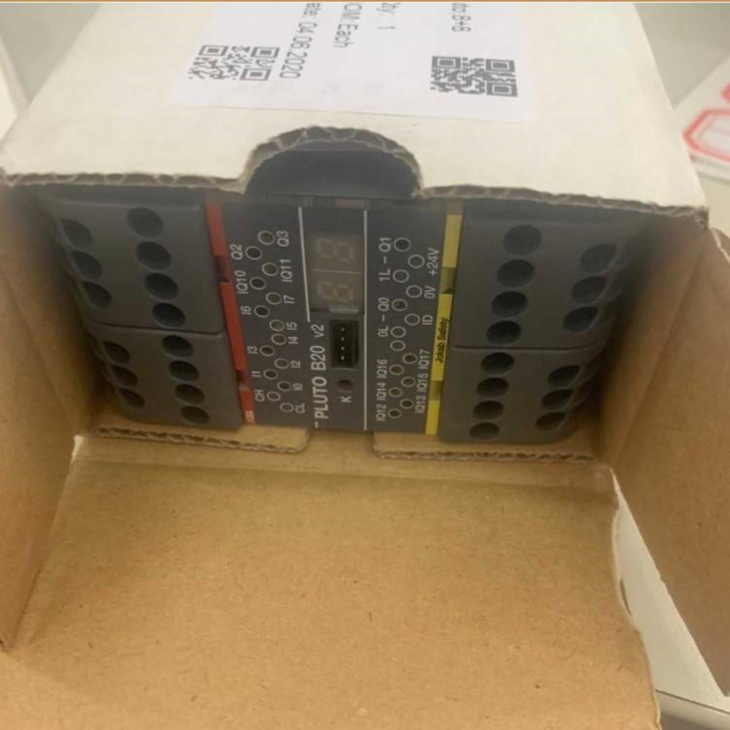 配件2TLA020070R4600 ABB控制器议价