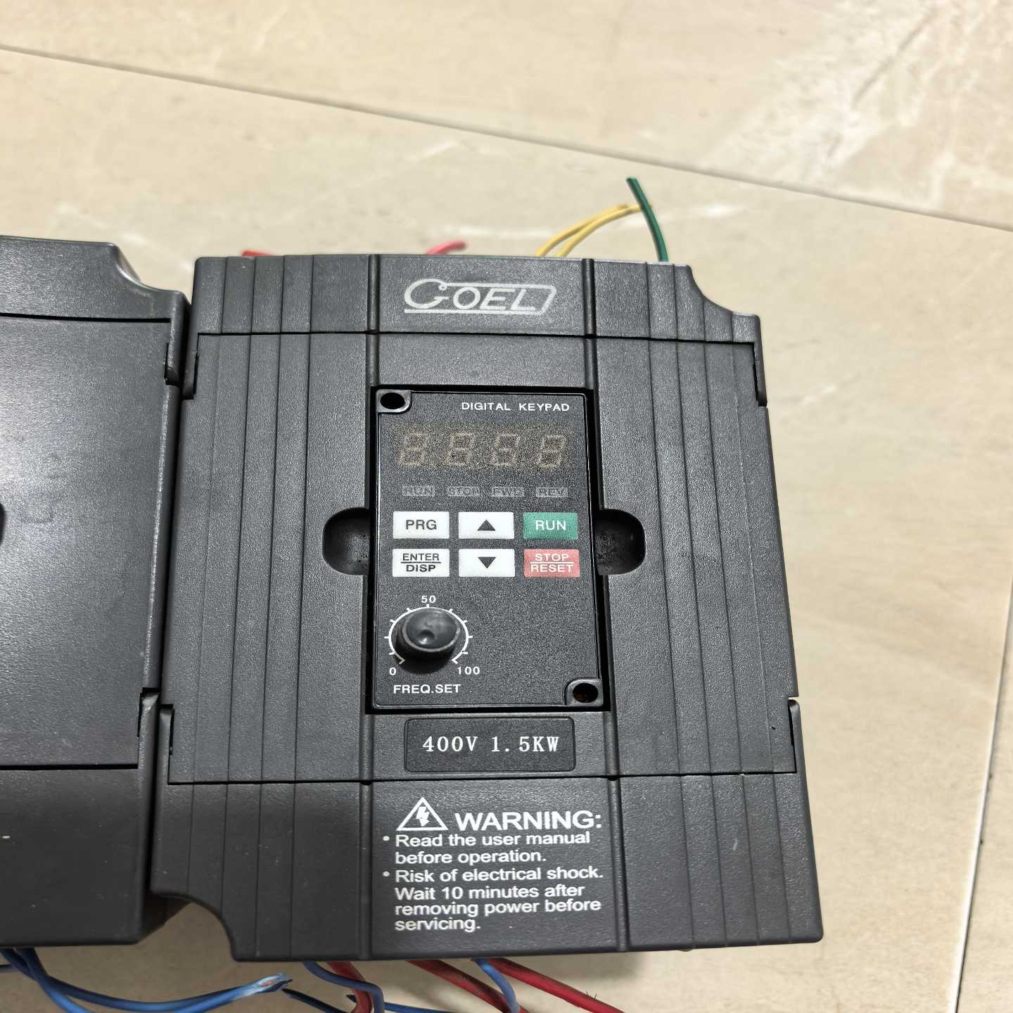 COEL三相变频器，型号H2400A01D5K，1.5KW，-议价