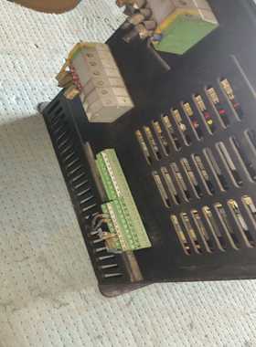 TDM1.2-100-300-W1-000，二手拆机橙色如图~议价