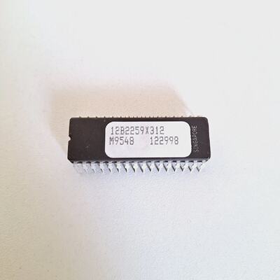 STMicroelectronics 12B2259X312  B880V  M27C100112FI Componen