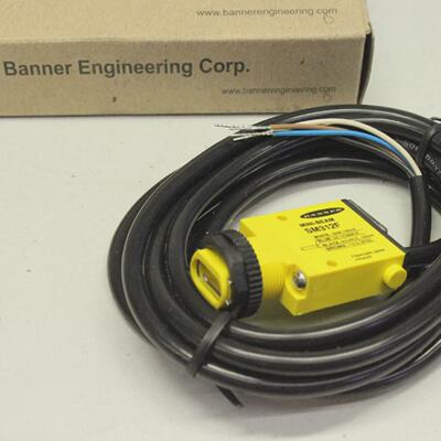 BANNER SM312F MIniBeam  Sensor Lichtleiter Verstrker Fiber O