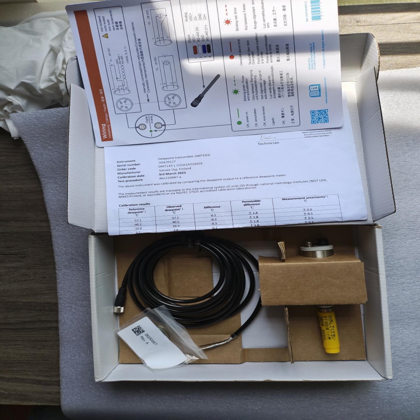 VALSALA维萨拉露点仪DMT143L