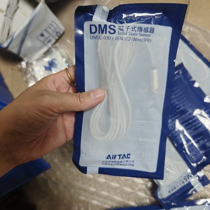 【议价】原装亚德客磁性开关DMSG030