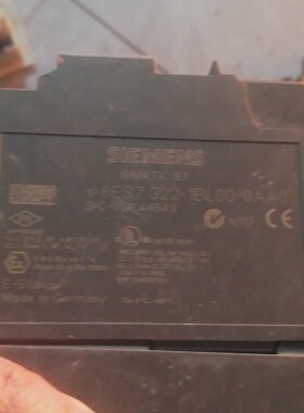 询价-6ES73221BL000AA0模块外壳有点破损