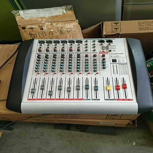 奥峰EXL10调音台，图片实物，带电源，成色很好，懂询价