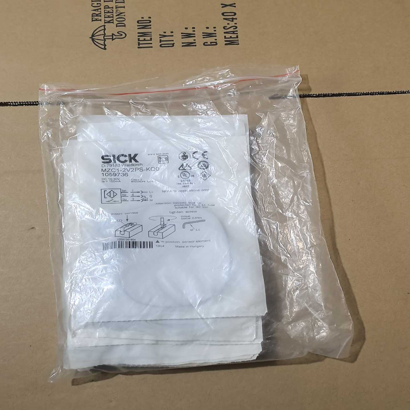全新原装德国SICK西克MZC1-2V2PS-KQ0磁性开关