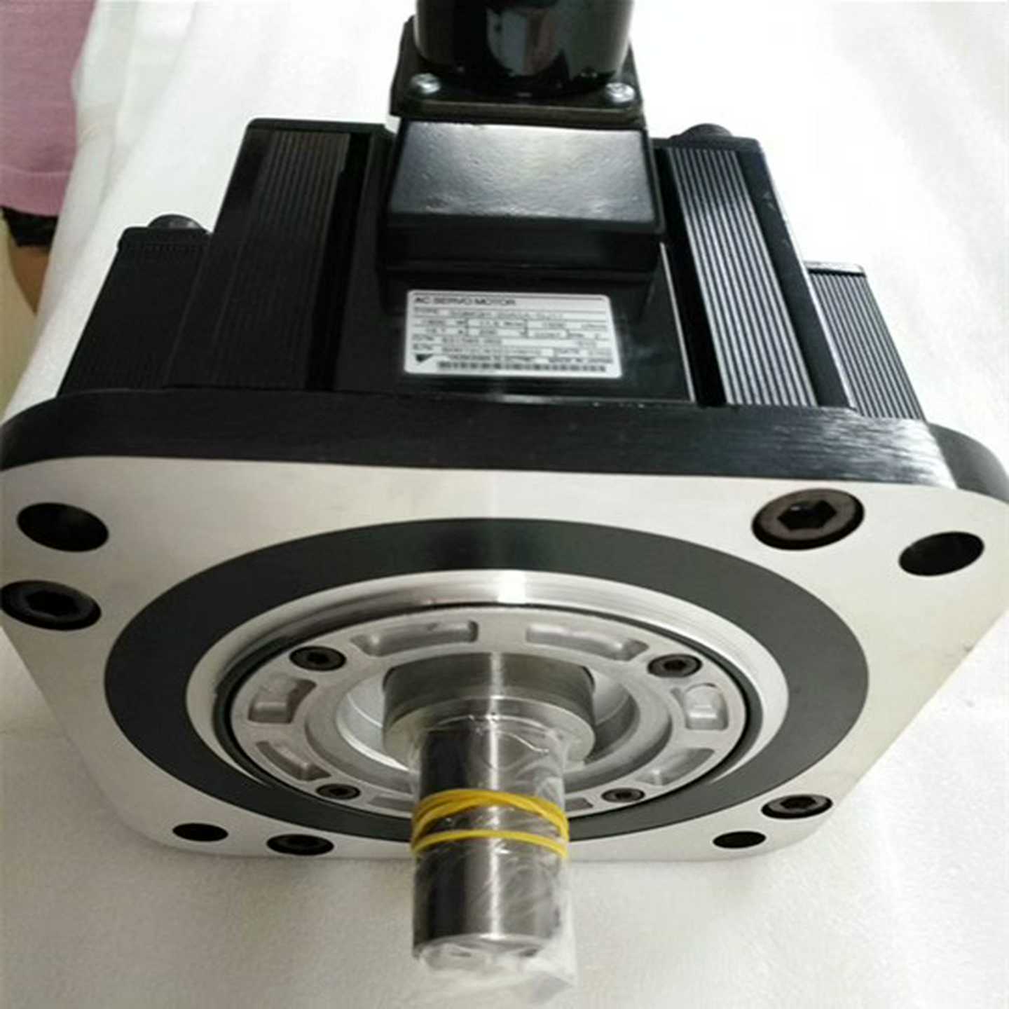 YASKAWA安川 SGMGH-20A5A-NJ11安川