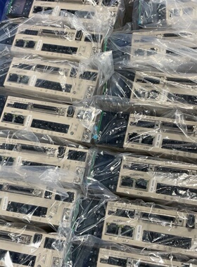 禾川伺服X3EB400w总线SVX3EB040AA2-议价