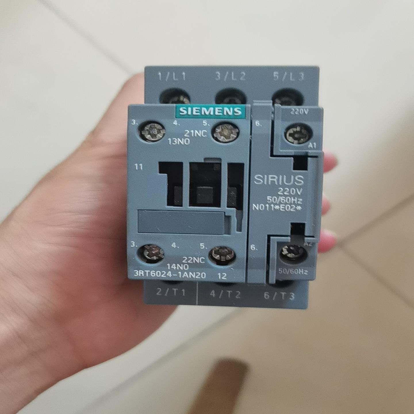 SIEMENS接触器3RT6024-1AN20