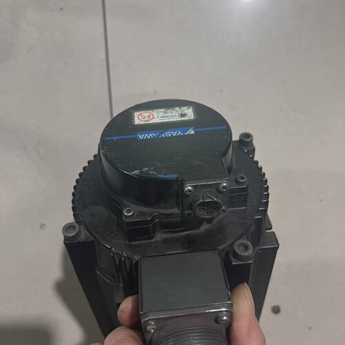 询价-SGM7A30AFA61安川7系3KW电机