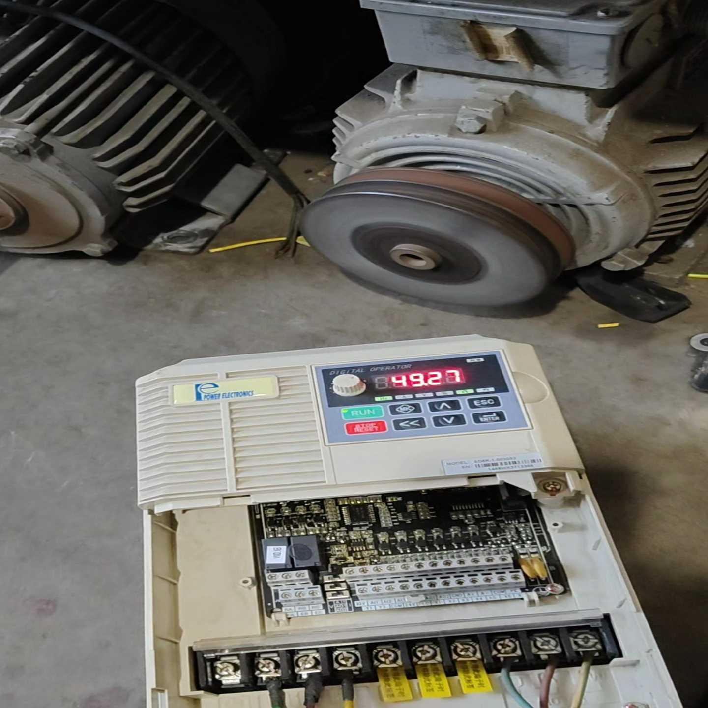 议价大元变频器00.0/11k拆机，成色适用