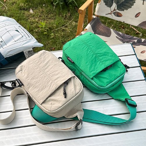日系胸包男女2025新款夏季mini小背包斜挎包休闲逛街百搭手机包潮