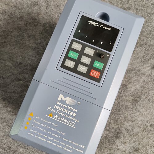 询-米兰变频器M5000VS2.2G2.2KW220V原
