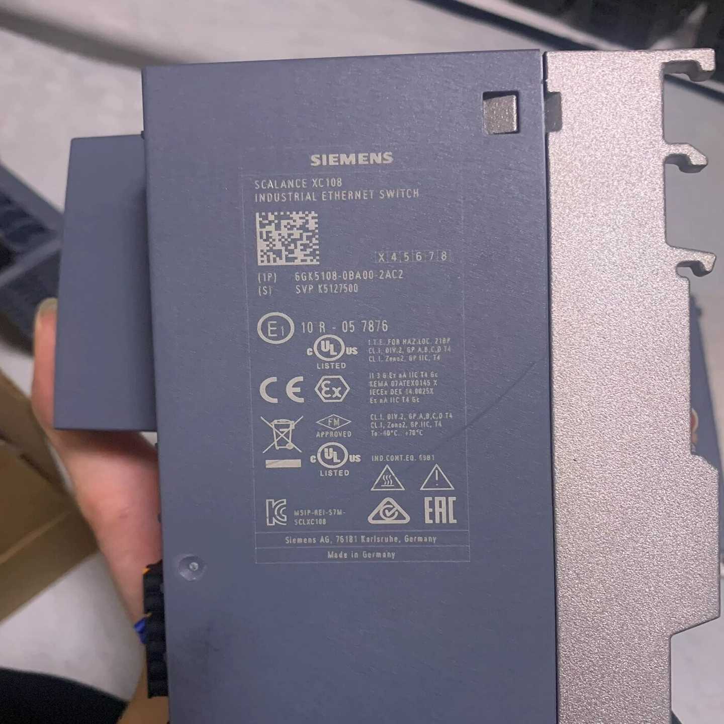 6GK5108-0BA00-2AC2橙色新功能完好少量现货--议价商品