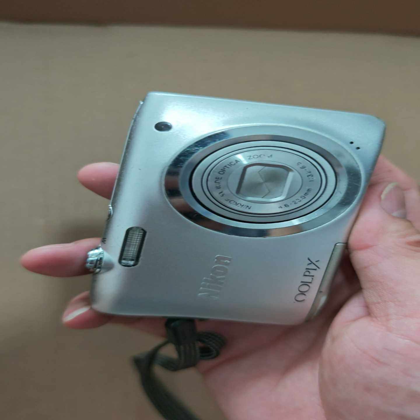 尼康A100 银色~议价