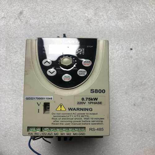 出售三基变频器S800-2S0.75G，功率0.75kW，单