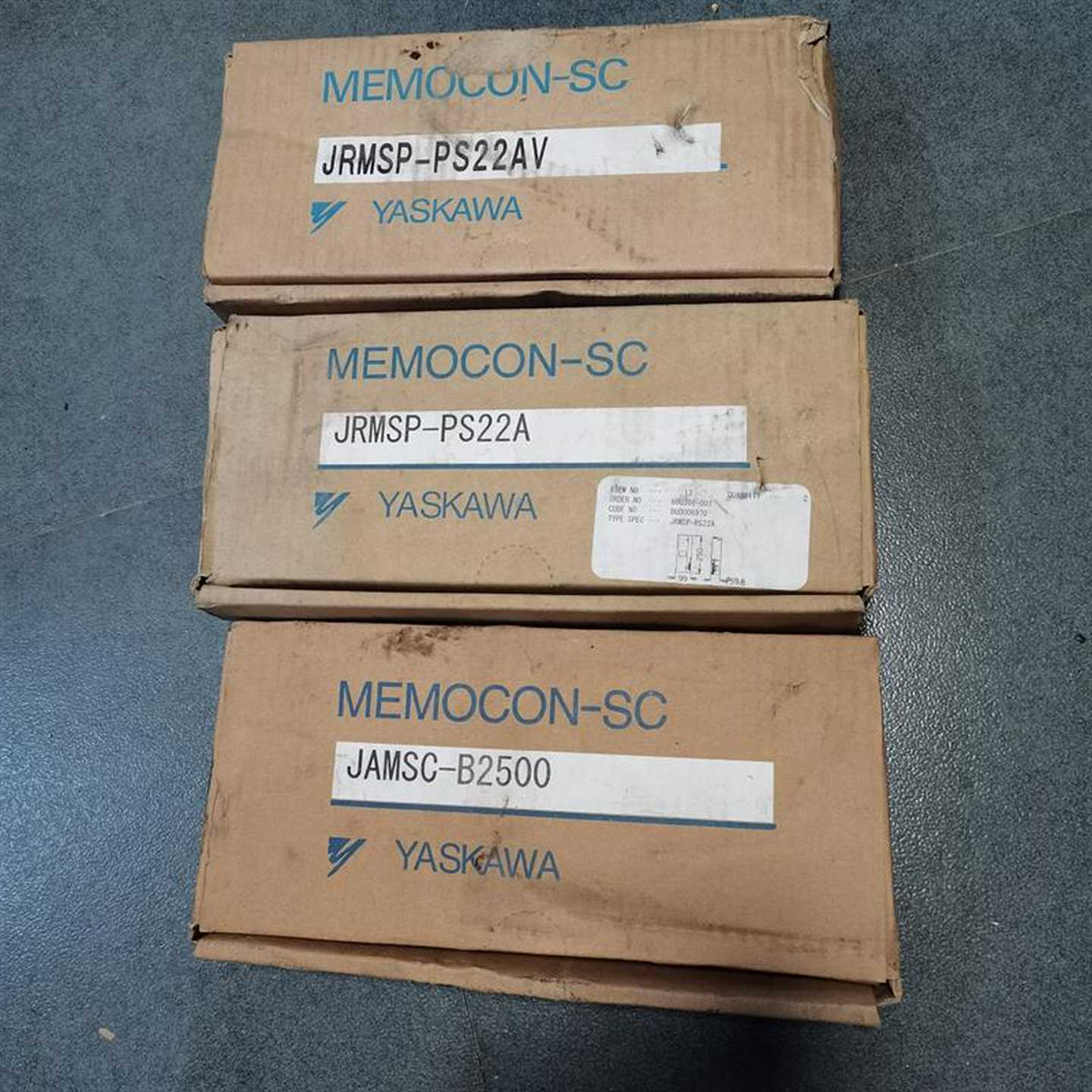 A010**JRMmSP-PS22AJRMSP-PS22AV安川PLC模块送包装盒现