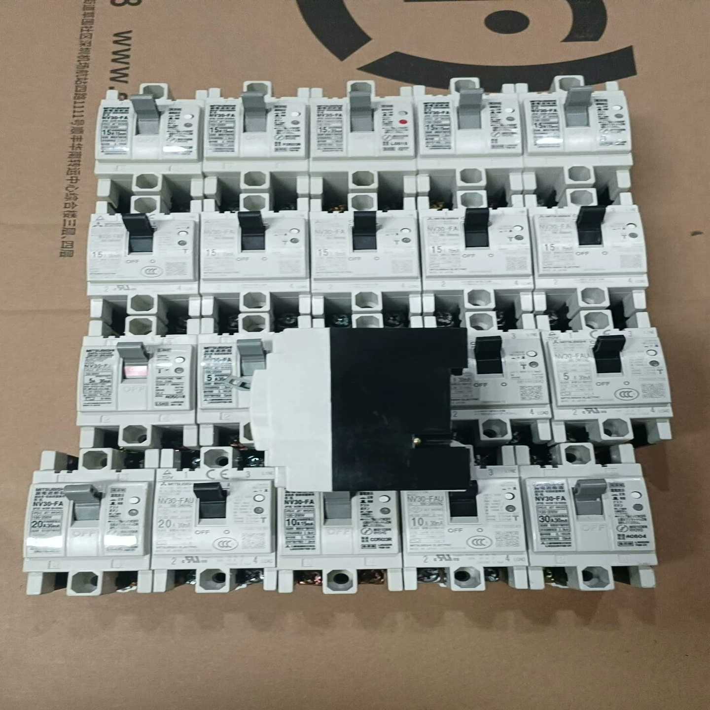 议价三菱漏电断路器NF30-FA2P漏电15A的10只5现货P/维修
