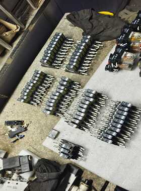 快达CRYDOM固态继电器64个，型号：ED24D5