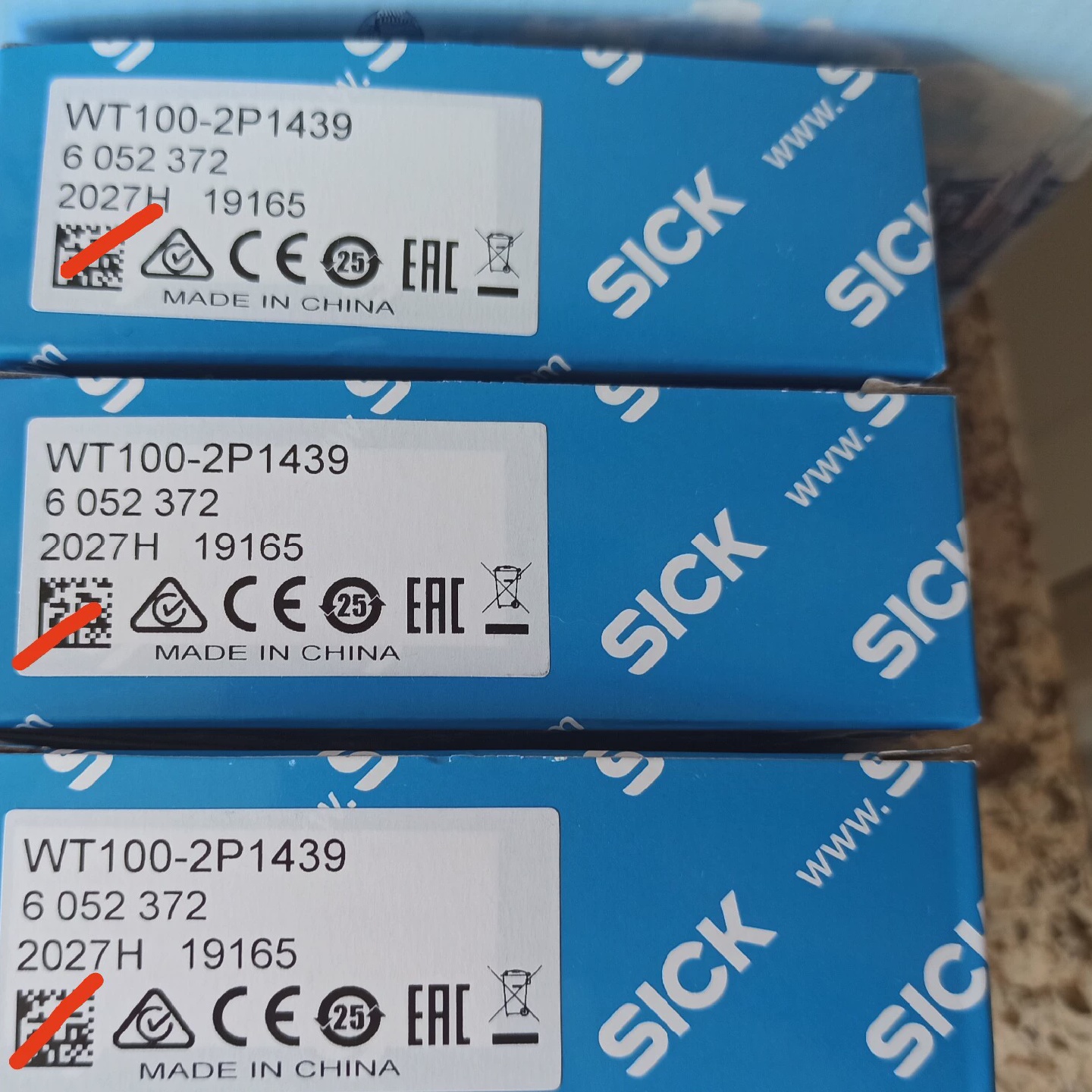 WT100-2P1439有3个正品单价250