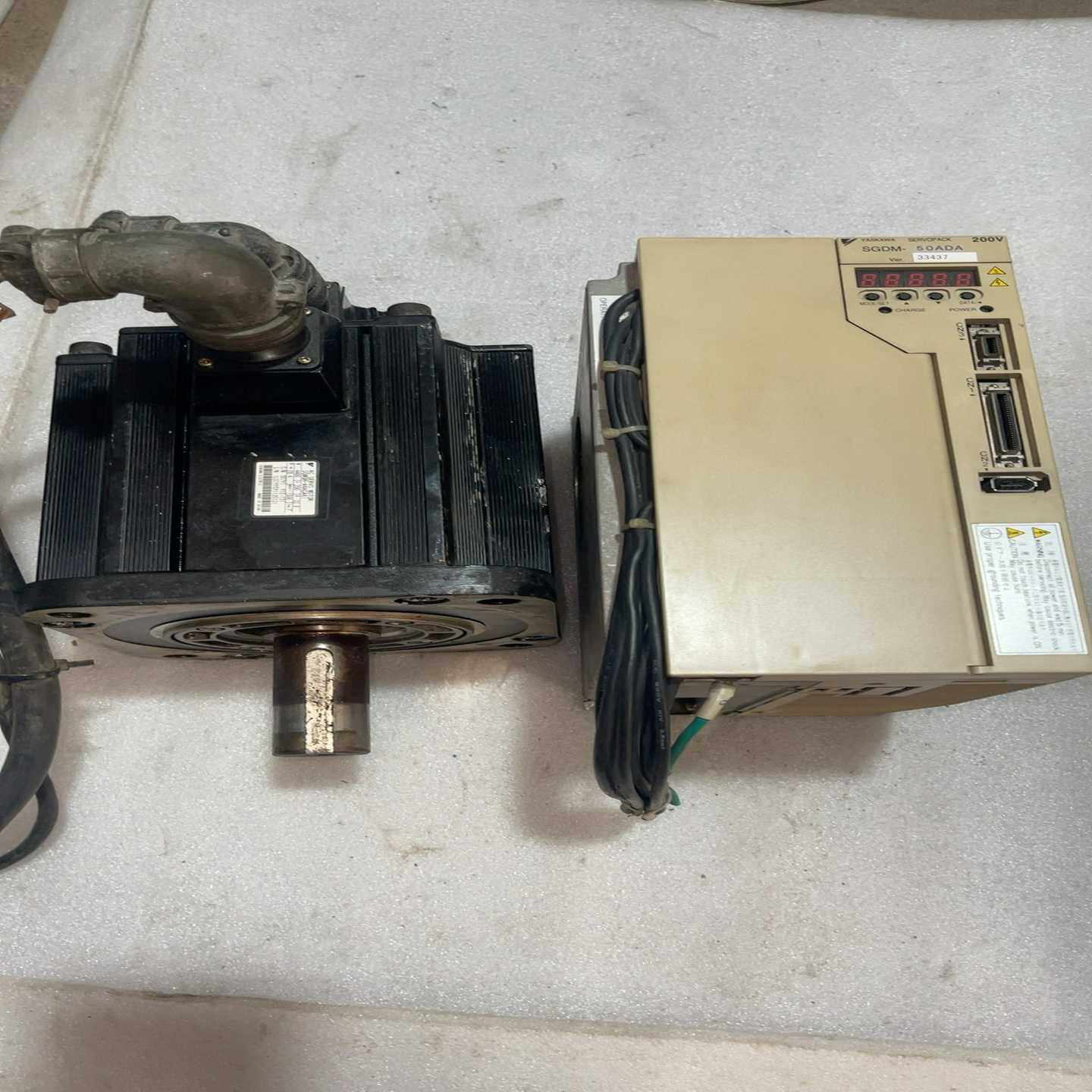 议价安川伺服驱动器电机套装、成色好可单出议价