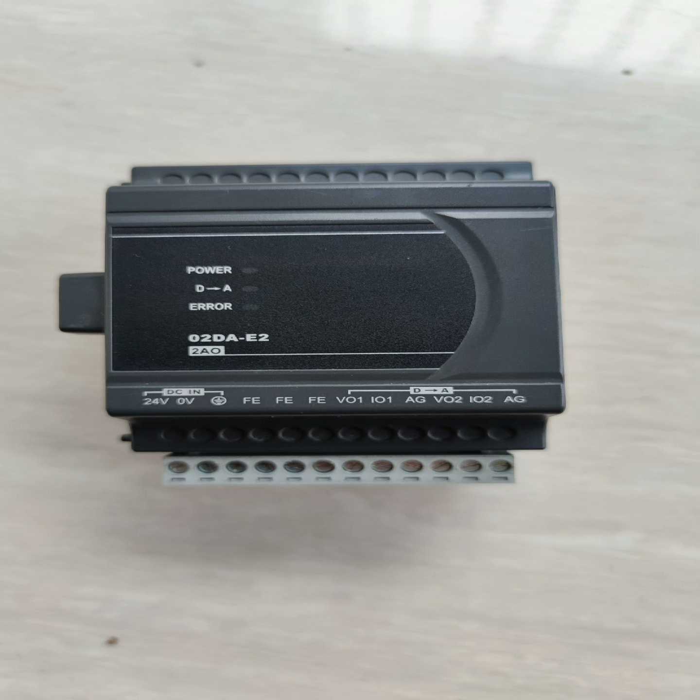 【议价】台达PLC扩展模块DVP02DA-E2成色实物图，功能正常适用