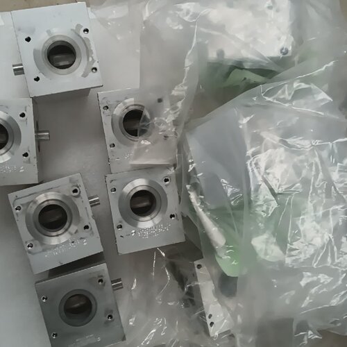 寻《APPLIED MATERIALS 004002818 b