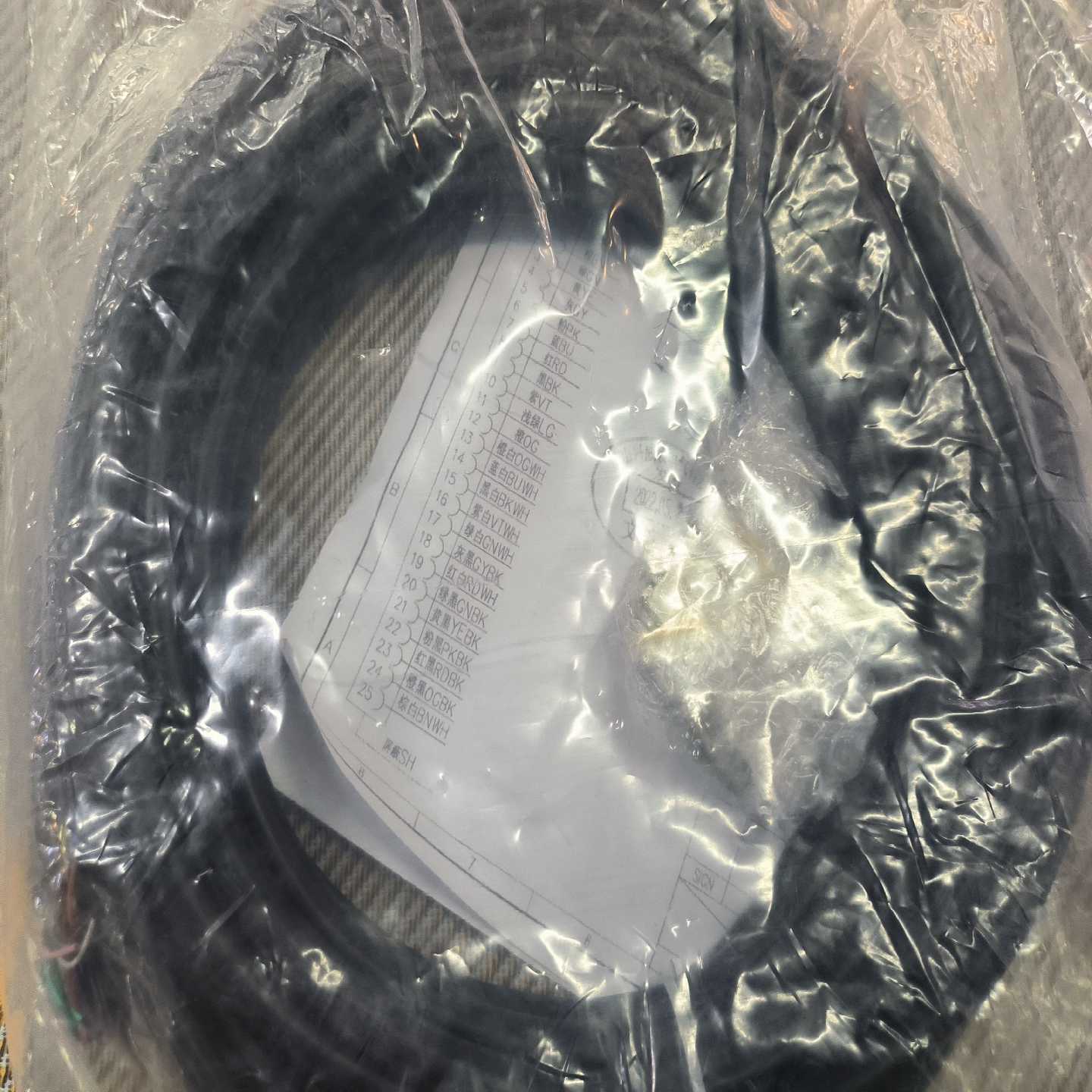 昆山兴威联D-SUB-25P母插（45度）单端连接器。询价