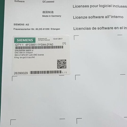 溢价-未封CF卡6FC58511YG442YA