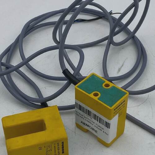 2 PC X TURCK Elektronik Sensor SI15K30AP6