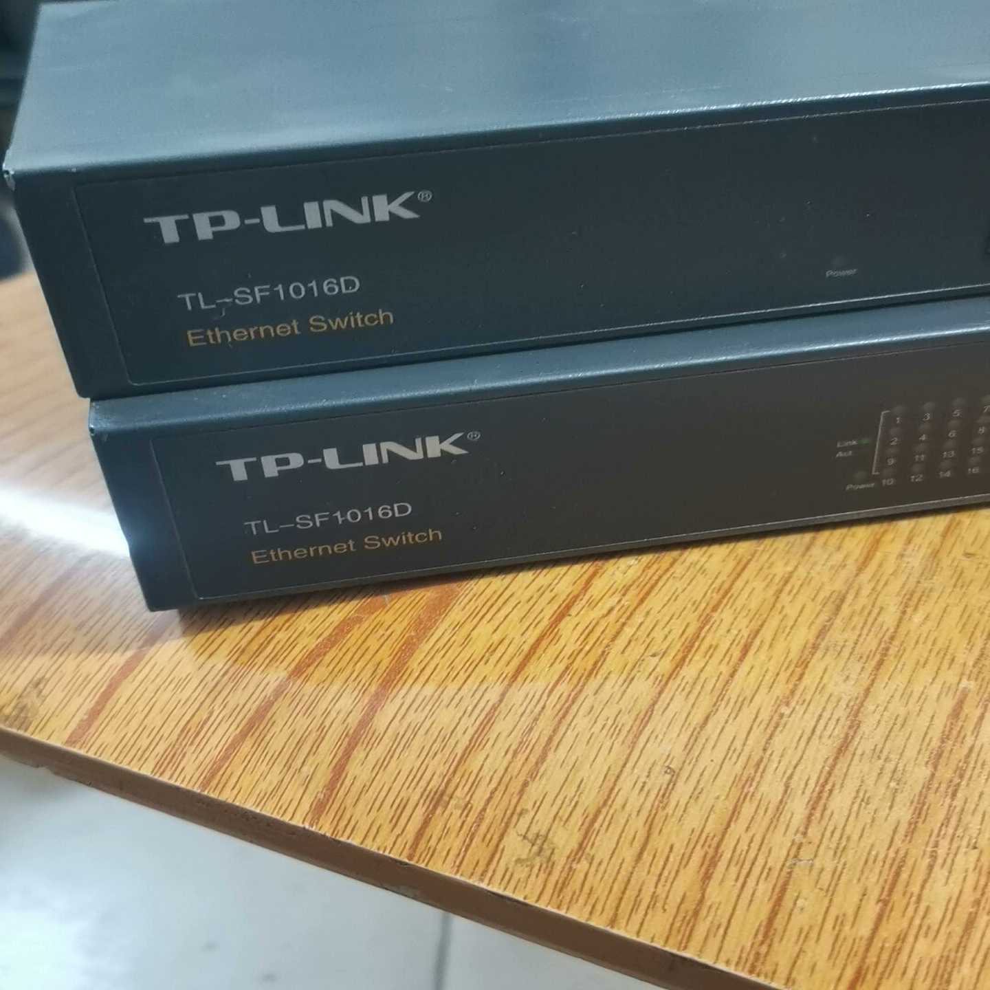 议价TL-SF1016D百兆交换机两台正常使用