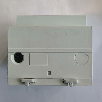 施耐德浪涌保护器EA9L208F400，3PN，20KA，--议价商品