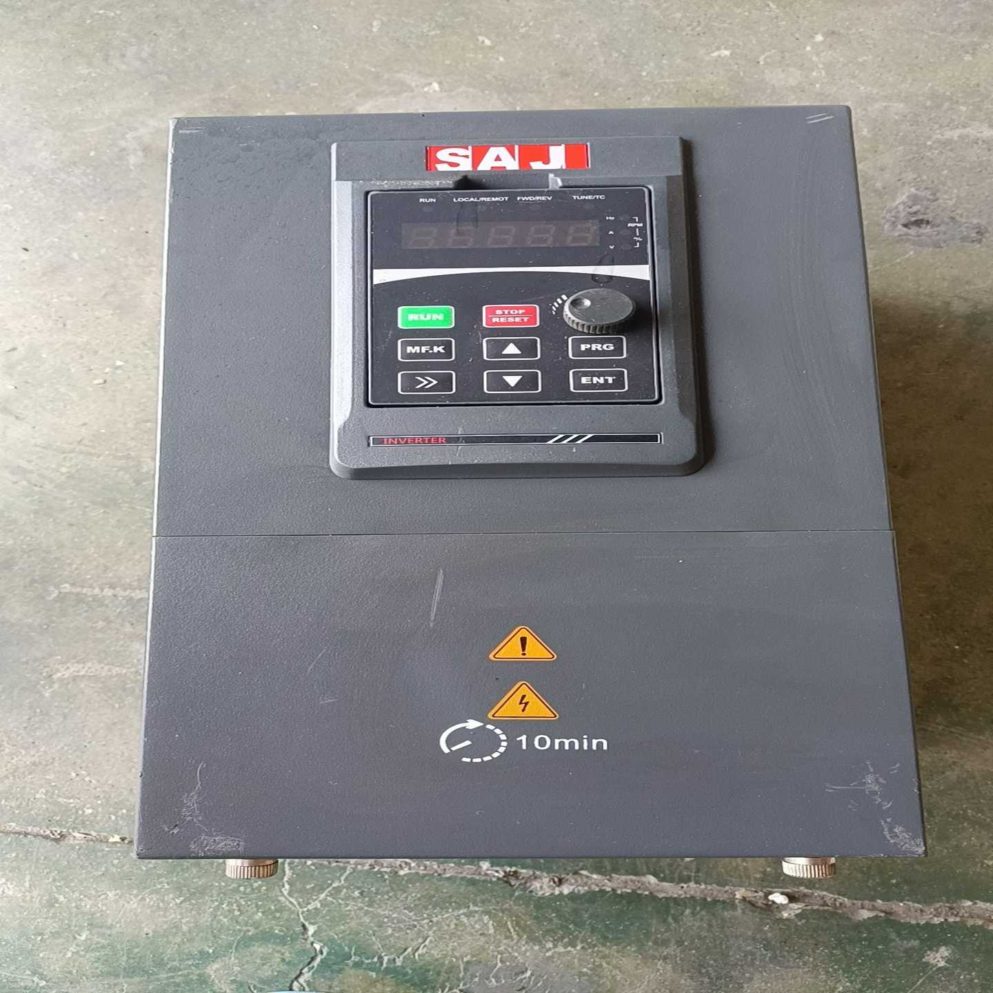 三晶变频器VM1000B-4T011GB/015PB实物拍询价