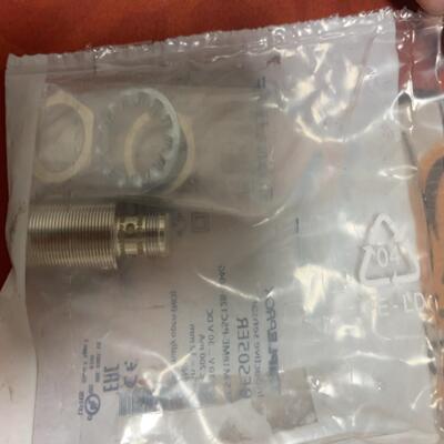 巴鲁夫/BALLUFF接近开关BESM18ME-PSC1询价